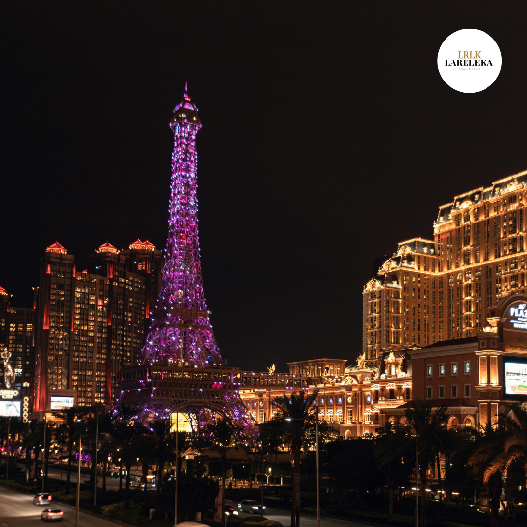 Eiffel Tower photo stop at The Parisian Macau