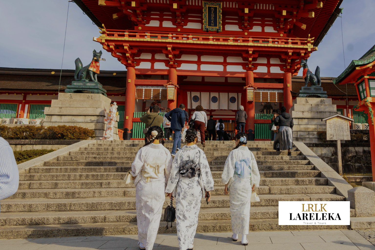 Kyoto Fushimi Inari Shrine Osaka Japan package